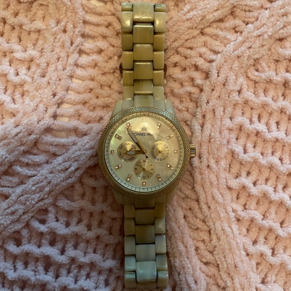 Michael Kors Watch - NEW battery - Picture 10 of 12